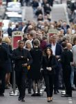 Amsterdam 22 juli 2021
Herdenkingsdienst van Peter R de Vries in Carre . Patrick Kluivert met zijn vrouw Rossana