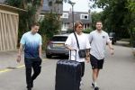 Schiphol Mijdrecht 25 juli 2022
Andre Hazes zijn zoontje Andre jr en ex Monique Westenberg arriveren op schiphol na een vakantie naar Thailand . Ze worden bij het VIP Cenrum opgehaald door Djarno en Diego Hofland die Andre naar het huis van zijn moeder Rachel in Mijdrecht brengen. Monique en Andre Jr gaan met chauffeur naar Berkel en Rodenrijs.