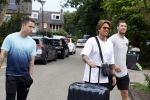 Schiphol Mijdrecht 25 juli 2022
Andre Hazes zijn zoontje Andre jr en ex Monique Westenberg arriveren op schiphol na een vakantie naar Thailand . Ze worden bij het VIP Cenrum opgehaald door Djarno en Diego Hofland die Andre naar het huis van zijn moeder Rachel in Mijdrecht brengen. Monique en Andre Jr gaan met chauffeur naar Berkel en Rodenrijs.