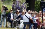 Oegstgeest 30 juli 2022
Trouwen Maxime Meiland en Leroy Molkenboer op kasteel Oud Poelgeest . Aanwezig natuurlijk Martien Meiland Erica Meiland Montana Meiland en haar partner Dirk Hoogstraten. Ook hun dochters Claire en Vive waren aanwezig. Cameraman