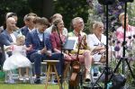 Oegstgeest 30 juli 2022
Trouwen Maxime Meiland en Leroy Molkenboer op kasteel Oud Poelgeest . Aanwezig natuurlijk Martien Meiland Erica Meiland Montana Meiland en haar partner Dirk Hoogstraten. Ook hun dochters Claire en Vive waren aanwezig.