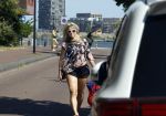 Amsterdam 23 en 24 juli 2022
Ellen ten Damme bij haar woonboot / woonark