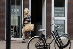 Amsterdam 26 juli 2022
Ellen ten Damme verlaat de fysiotherapeut in Amsterdam