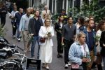 Amsterdam 6 juli 2022
Precies 1 jaar geleden werd op deze plek Peter R de Vries neergeschoten. De redaktie en presentatoren van RTL Boulevard leggen een witte roos neer . OA aanwezig Georgette Schlick Peter v d Vorst Sven Sauve Marieke Elsinga Vivienne v d Assem Aran Bade Jeroen Kijk in de Vegte Arno Kantelberg Eveline Stallaart Clarice Stenger Leon de Ruyter Dries Roelvink en Tim Oliehoek .