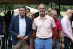 Diepenheim 31 juli 2022
Wibi Soerjadi krijgt na een tuinconcert in de tuin van zij n huis een koninklijke onderscheiding . Zijn nieuwe vriendin Myrthe is aanwezig . Jan peter Balkenende en henk kamp