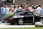 Oegstgeest 30 juli 2022
Trouwen Maxime Meiland en Leroy Molkenboer op kasteel Oud Poelgeest . Aanwezig natuurlijk Martien Meiland Erica Meiland Montana Meiland en haar partner Dirk Hoogstraten. Ook hun dochters Claire en Vive waren aanwezig.