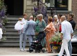 Oegstgeest 30 juli 2022
Trouwen Maxime Meiland en Leroy Molkenboer op kasteel Oud Poelgeest . Aanwezig natuurlijk Martien Meiland Erica Meiland Montana Meiland en haar partner Dirk Hoogstraten. Ook hun dochters Claire en Vive waren aanwezig.