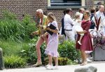 Oegstgeest 30 juli 2022
Trouwen Maxime Meiland en Leroy Molkenboer op kasteel Oud Poelgeest . Aanwezig natuurlijk Martien Meiland Erica Meiland Montana Meiland en haar partner Dirk Hoogstraten. Ook hun dochters Claire en Vive waren aanwezig.