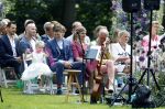 Oegstgeest 30 juli 2022
Trouwen Maxime Meiland en Leroy Molkenboer op kasteel Oud Poelgeest . Aanwezig natuurlijk Martien Meiland Erica Meiland Montana Meiland en haar partner Dirk Hoogstraten. Ook hun dochters Claire en Vive waren aanwezig.