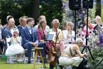 Oegstgeest 30 juli 2022
Trouwen Maxime Meiland en Leroy Molkenboer op kasteel Oud Poelgeest . Aanwezig natuurlijk Martien Meiland Erica Meiland Montana Meiland en haar partner Dirk Hoogstraten. Ook hun dochters Claire en Vive waren aanwezig.