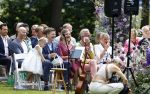 Oegstgeest 30 juli 2022
Trouwen Maxime Meiland en Leroy Molkenboer op kasteel Oud Poelgeest . Aanwezig natuurlijk Martien Meiland Erica Meiland Montana Meiland en haar partner Dirk Hoogstraten. Ook hun dochters Claire en Vive waren aanwezig.