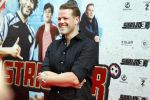 Amsterdam 20 juli 2022
Premiere Strijder in Tuschinski. Soufiane Touzani , Martijn Fischer Maartje v d Wetering Maik Cillekens Anouar Kasmi en Kailani Busker spelen de hoofdrollen. Martijn Koning kwam met nicht Sterre Koning