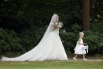 Oegstgeest 30 juli 2022
Trouwen Maxime Meiland en Leroy Molkenboer op kasteel Oud Poelgeest . Aanwezig natuurlijk Martien Meiland Erica Meiland Montana Meiland en haar partner Dirk Hoogstraten. Ook hun dochters Claire en Vive waren aanwezig.