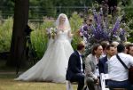 Oegstgeest 30 juli 2022
Trouwen Maxime Meiland en Leroy Molkenboer op kasteel Oud Poelgeest . Aanwezig natuurlijk Martien Meiland Erica Meiland Montana Meiland en haar partner Dirk Hoogstraten. Ook hun dochters Claire en Vive waren aanwezig.