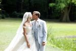 Oegstgeest 30 juli 2022
Trouwen Maxime Meiland en Leroy Molkenboer op kasteel Oud Poelgeest . Aanwezig natuurlijk Martien Meiland Erica Meiland Montana Meiland en haar partner Dirk Hoogstraten. Ook hun dochters Claire en Vive waren aanwezig.