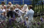 Oegstgeest 30 juli 2022
Trouwen Maxime Meiland en Leroy Molkenboer op kasteel Oud Poelgeest . Aanwezig natuurlijk Martien Meiland Erica Meiland Montana Meiland en haar partner Dirk Hoogstraten. Ook hun dochters Claire en Vive waren aanwezig.