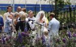 Oegstgeest 30 juli 2022
Trouwen Maxime Meiland en Leroy Molkenboer op kasteel Oud Poelgeest . Aanwezig natuurlijk Martien Meiland Erica Meiland Montana Meiland en haar partner Dirk Hoogstraten. Ook hun dochters Claire en Vive waren aanwezig.
