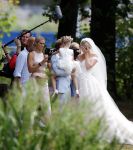 Oegstgeest 30 juli 2022
Trouwen Maxime Meiland en Leroy Molkenboer op kasteel Oud Poelgeest . Aanwezig natuurlijk Martien Meiland Erica Meiland Montana Meiland en haar partner Dirk Hoogstraten. Ook hun dochters Claire en Vive waren aanwezig.