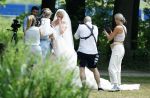 Oegstgeest 30 juli 2022
Trouwen Maxime Meiland en Leroy Molkenboer op kasteel Oud Poelgeest . Aanwezig natuurlijk Martien Meiland Erica Meiland Montana Meiland en haar partner Dirk Hoogstraten. Ook hun dochters Claire en Vive waren aanwezig.