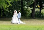 Oegstgeest 30 juli 2022
Trouwen Maxime Meiland en Leroy Molkenboer op kasteel Oud Poelgeest . Aanwezig natuurlijk Martien Meiland Erica Meiland Montana Meiland en haar partner Dirk Hoogstraten. Ook hun dochters Claire en Vive waren aanwezig.