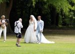 Oegstgeest 30 juli 2022
Trouwen Maxime Meiland en Leroy Molkenboer op kasteel Oud Poelgeest . Aanwezig natuurlijk Martien Meiland Erica Meiland Montana Meiland en haar partner Dirk Hoogstraten. Ook hun dochters Claire en Vive waren aanwezig.