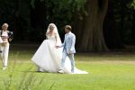 Oegstgeest 30 juli 2022
Trouwen Maxime Meiland en Leroy Molkenboer op kasteel Oud Poelgeest . Aanwezig natuurlijk Martien Meiland Erica Meiland Montana Meiland en haar partner Dirk Hoogstraten. Ook hun dochters Claire en Vive waren aanwezig.