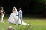 Oegstgeest 30 juli 2022
Trouwen Maxime Meiland en Leroy Molkenboer op kasteel Oud Poelgeest . Aanwezig natuurlijk Martien Meiland Erica Meiland Montana Meiland en haar partner Dirk Hoogstraten. Ook hun dochters Claire en Vive waren aanwezig.