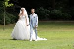 Oegstgeest 30 juli 2022
Trouwen Maxime Meiland en Leroy Molkenboer op kasteel Oud Poelgeest . Aanwezig natuurlijk Martien Meiland Erica Meiland Montana Meiland en haar partner Dirk Hoogstraten. Ook hun dochters Claire en Vive waren aanwezig.