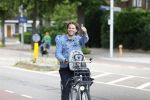 Amsterdam 27 juli 2022
Sascha Visser op de fiets in Amsterdam zuid