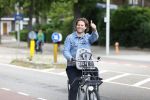 Amsterdam 27 juli 2022
Sascha Visser op de fiets in Amsterdam zuid