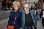 Amsterdam 25 juli 2022
Premiere Falsettos in het deLamar Theater. Simone Kleisma kwam met Serge Henri Valcke