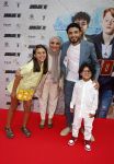 Amsterdam 20 juli 2022
Premiere Strijder in Tuschinski. Soufiane Touzani , Martijn Fischer Maartje v d Wetering Maik Cillekens Anouar Kasmi en Kailani Busker spelen de hoofdrollen. Touzani met zijn moeder en zijn kinderen