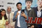 Amsterdam 20 juli 2022
Premiere Strijder in Tuschinski. Soufiane Touzani , Martijn Fischer Maartje v d Wetering Maik Cillekens Anouar Kasmi en Kailani Busker spelen de hoofdrollen. Touzani met zijn moeder en zijn kinderen