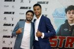 Amsterdam 20 juli 2022
Premiere Strijder in Tuschinski. Soufiane Touzani , Martijn Fischer Maartje v d Wetering Maik Cillekens Anouar Kasmi en Kailani Busker spelen de hoofdrollen. Soufiane en Dody Gakpo