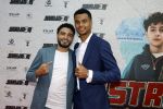 Amsterdam 20 juli 2022
Premiere Strijder in Tuschinski. Soufiane Touzani , Martijn Fischer Maartje v d Wetering Maik Cillekens Anouar Kasmi en Kailani Busker spelen de hoofdrollen. Soufiane en Dody Gakpo