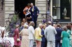 Oegstgeest 30 juli 2022
Trouwen Maxime Meiland en Leroy Molkenboer op kasteel Oud Poelgeest . Aanwezig natuurlijk Martien Meiland Erica Meiland Montana Meiland en haar partner Dirk Hoogstraten. Ook hun dochters Claire en Vive waren aanwezig.