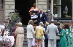 Oegstgeest 30 juli 2022
Trouwen Maxime Meiland en Leroy Molkenboer op kasteel Oud Poelgeest . Aanwezig natuurlijk Martien Meiland Erica Meiland Montana Meiland en haar partner Dirk Hoogstraten. Ook hun dochters Claire en Vive waren aanwezig.