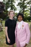 Diepenheim 31 juli 2022
Wibi Soerjadi krijgt na een tuinconcert in de tuin van zij n huis een koninklijke onderscheiding . Zijn nieuwe vriendin Mirthe is aanwezig .