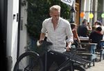 Amsterdam 15 16 en 17 juli 2023
Art Rooijakkers en zijn vriendin Karlijn Gudden wonen samen in hun nieuwe huis in Amsterdam zuid.