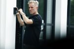Amsterdam 15 16 en 17 juli 2023
Art Rooijakkers en zijn vriendin Karlijn Gudden wonen samen in hun nieuwe huis in Amsterdam zuid.