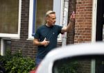 Amsterdam 15 16 en 17 juli 2023
Art Rooijakkers en zijn vriendin Karlijn Gudden wonen samen in hun nieuwe huis in Amsterdam zuid.