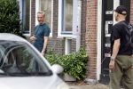 Amsterdam 15 16 en 17 juli 2023
Art Rooijakkers en zijn vriendin Karlijn Gudden wonen samen in hun nieuwe huis in Amsterdam zuid.