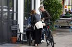 Amsterdam 15 16 en 17 juli 2023
Art Rooijakkers en zijn vriendin Karlijn Gudden wonen samen in hun nieuwe huis in Amsterdam zuid.