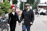 Amsterdam 6 juli 2023
Ben Saunders met zijn vriendin in Amsterdam zuid.