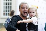 Den Haag 14 oktober 2018
Premiere Woezel en pip in koninklijke schouwburg Den haag. Dinand en Lucy Woesthoff kwam met hun 2 jongste kinderen.