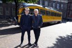 Den Haag 2 juli 2023
Erik de Zwart en vriiend/collega Paul v d Lugt rijden op een tram in Den haag