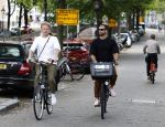 Amsterdam 12 juli 2023
freek bartels en Michael Muyderman op de fiets in het centrum van Amsterdam.