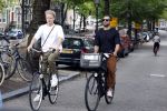 Amsterdam 12 juli 2023
freek bartels en Michael Muyderman op de fiets in het centrum van Amsterdam.