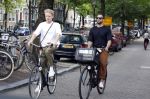 Amsterdam 12 juli 2023
freek bartels en Michael Muyderman op de fiets in het centrum van Amsterdam.