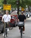 Amsterdam 12 juli 2023
freek bartels en Michael Muyderman op de fiets in het centrum van Amsterdam.